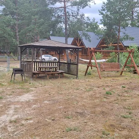 Borskie Chatki בית נופש